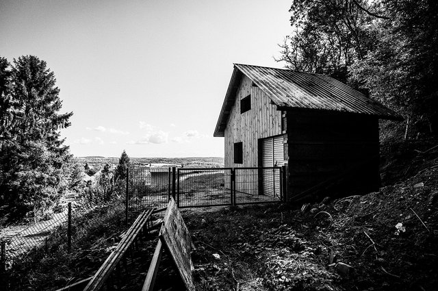 "Ein Haus am Waldrand"